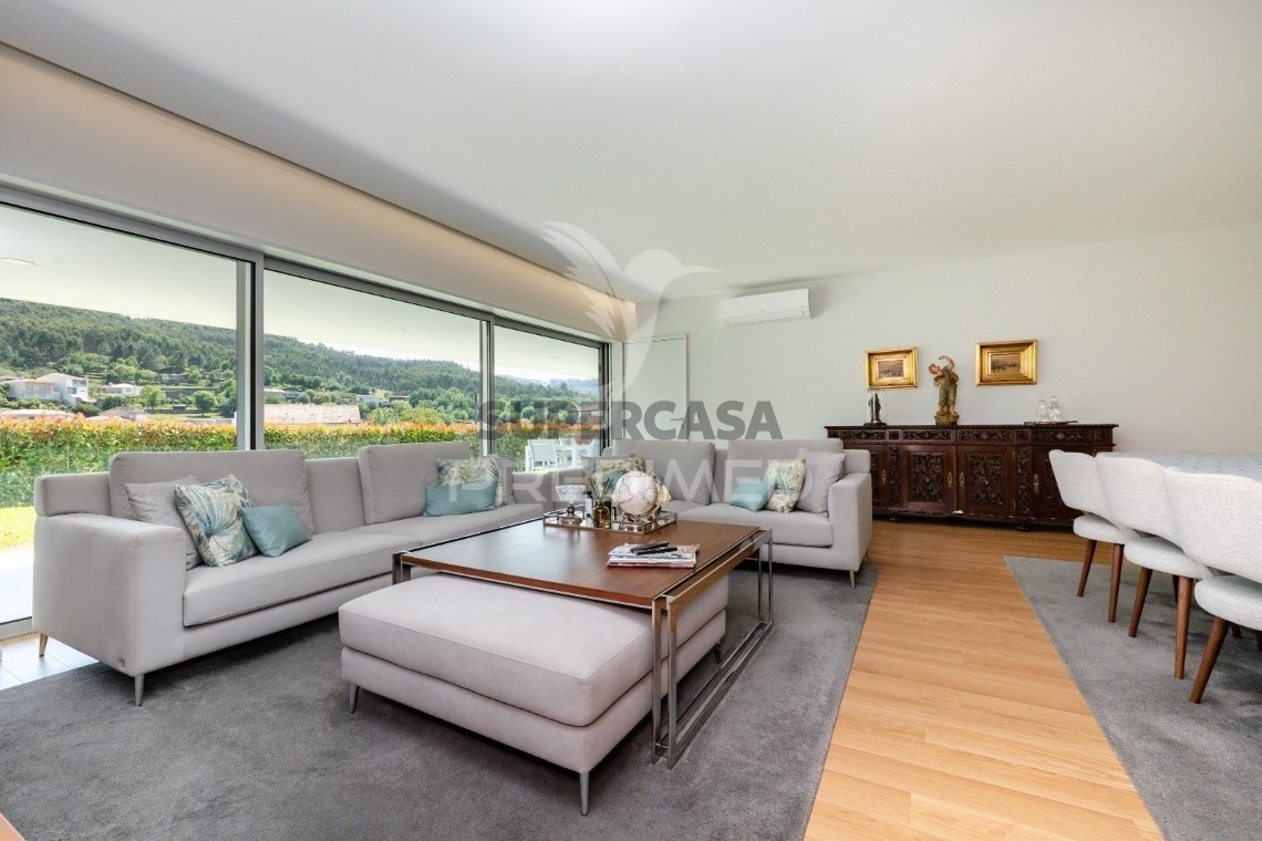 Haus 4 Zimmer verkaufen auf Este (São Pedro e São Mamede)