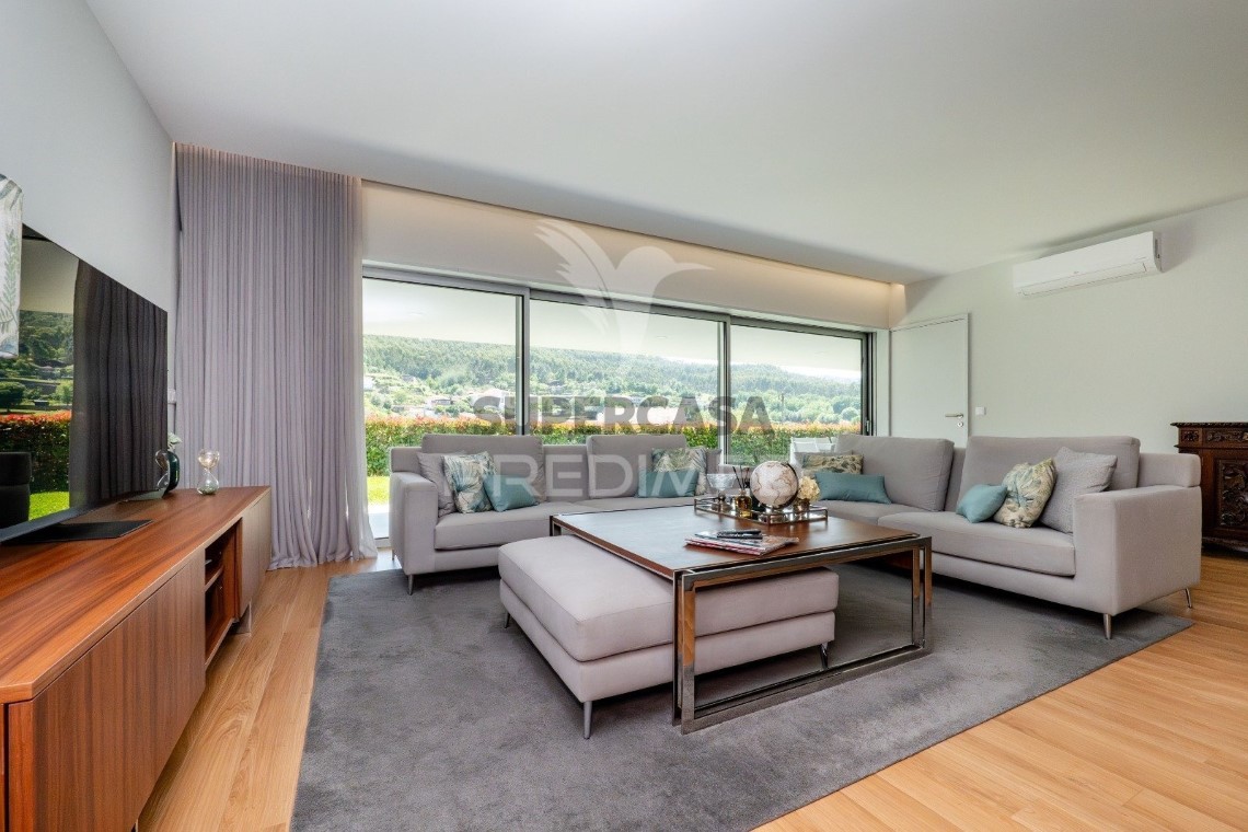 Haus 4 Zimmer verkaufen auf Este (São Pedro e São Mamede)