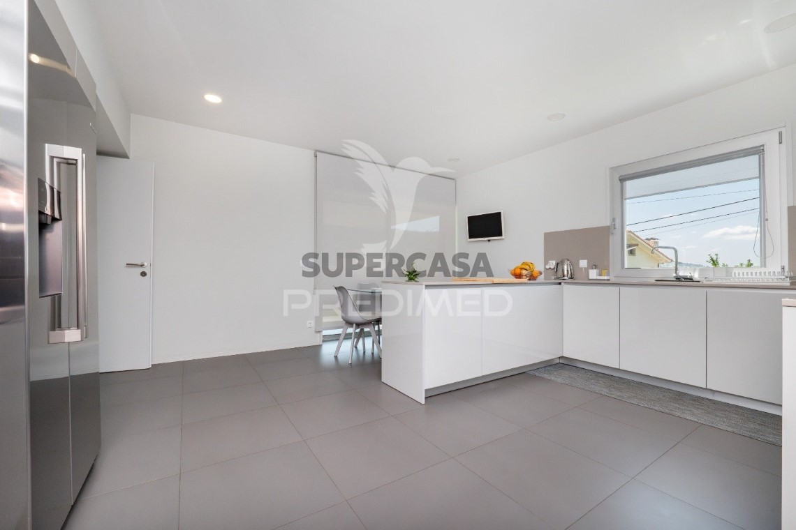 Haus 4 Zimmer verkaufen auf Este (São Pedro e São Mamede)