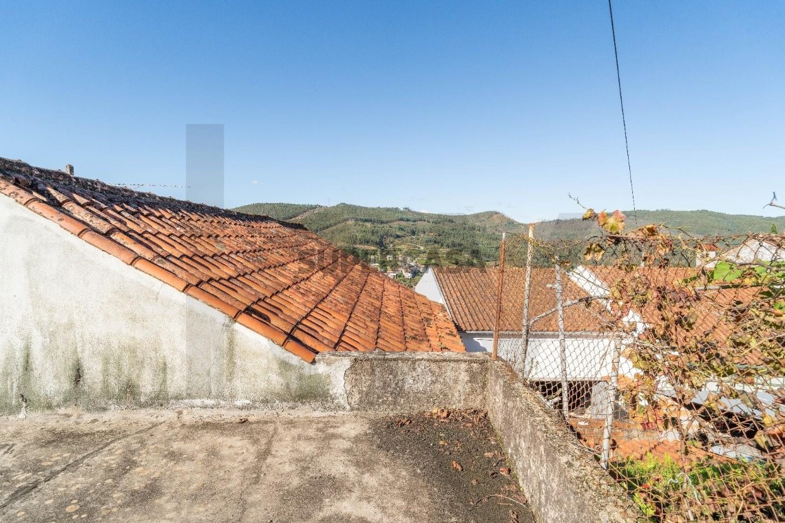 Casa 4 habitaciones en venta en Semide e Rio Vide