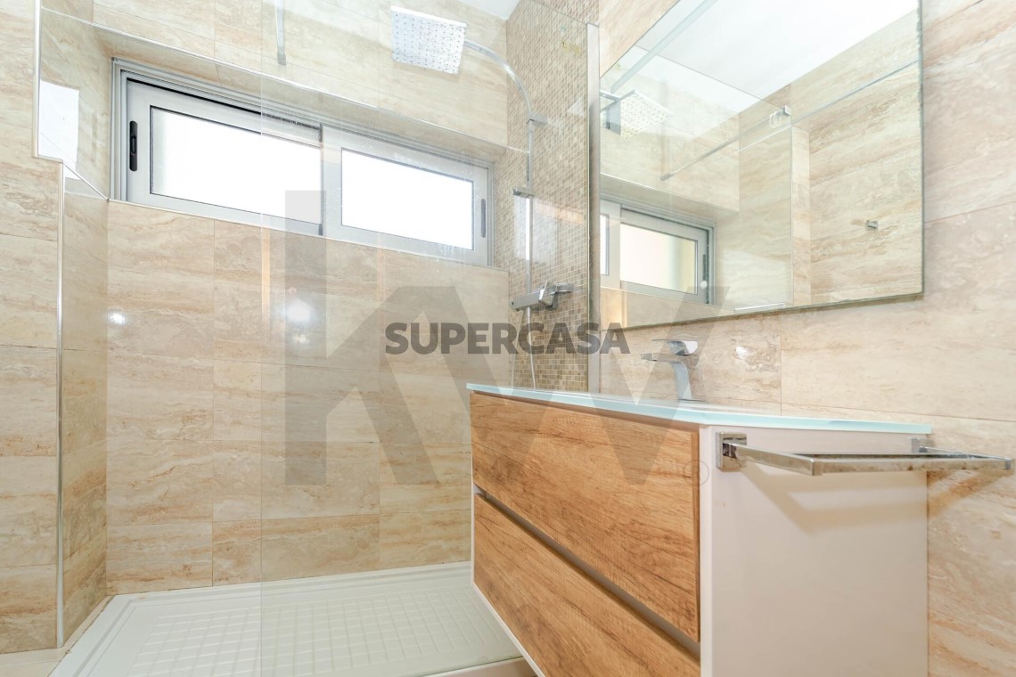 Apartamento 2 habitaciones en venta en Santo António dos Olivais