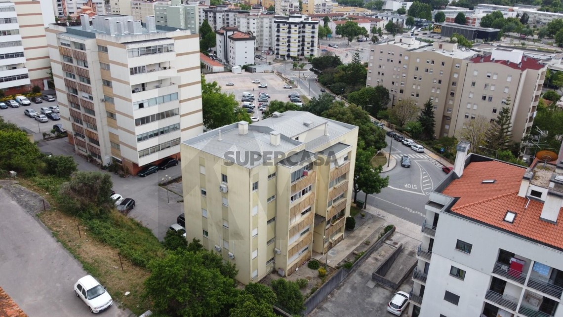 Apartamento 2 habitaciones en venta en Santo António dos Olivais