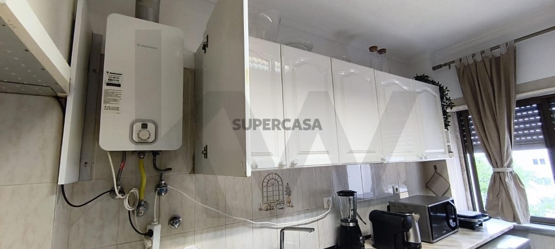 Apartment 2 Zimmer verkaufen auf Massamá e Monte Abraão