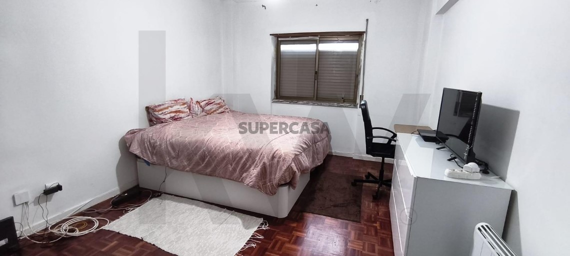 Apartment 2 Zimmer verkaufen auf Massamá e Monte Abraão