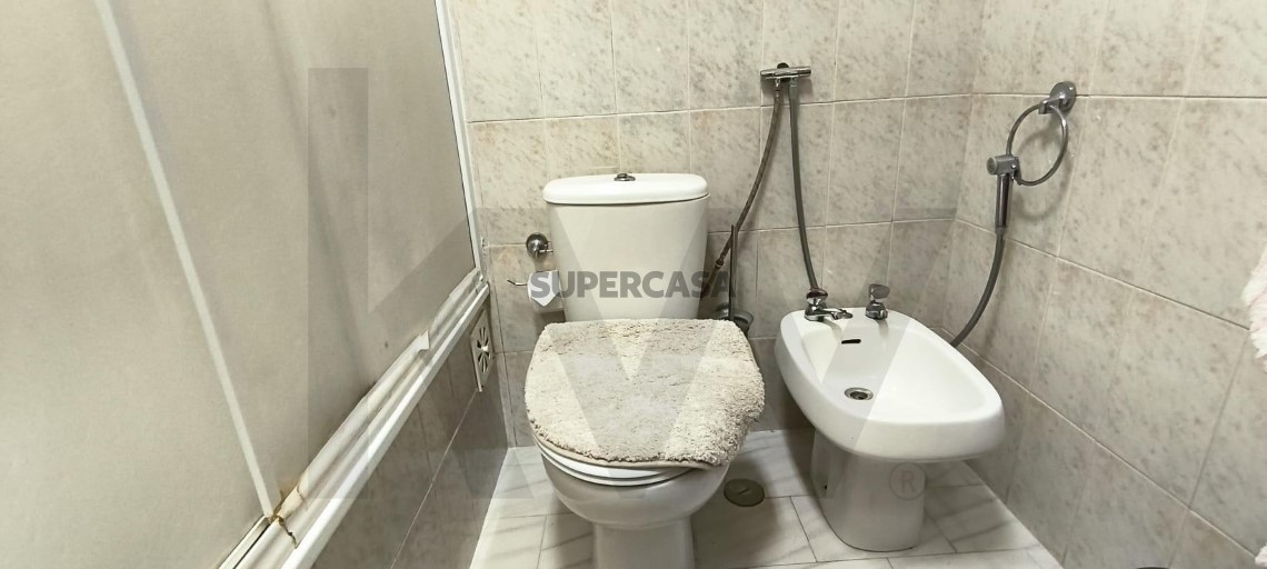 Apartment 2 Zimmer verkaufen auf Massamá e Monte Abraão