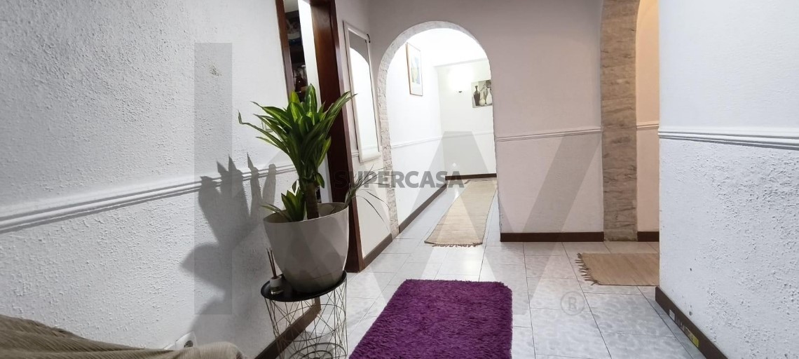 Apartment 2 Zimmer verkaufen auf Massamá e Monte Abraão