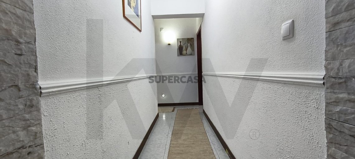 Apartment 2 Zimmer verkaufen auf Massamá e Monte Abraão