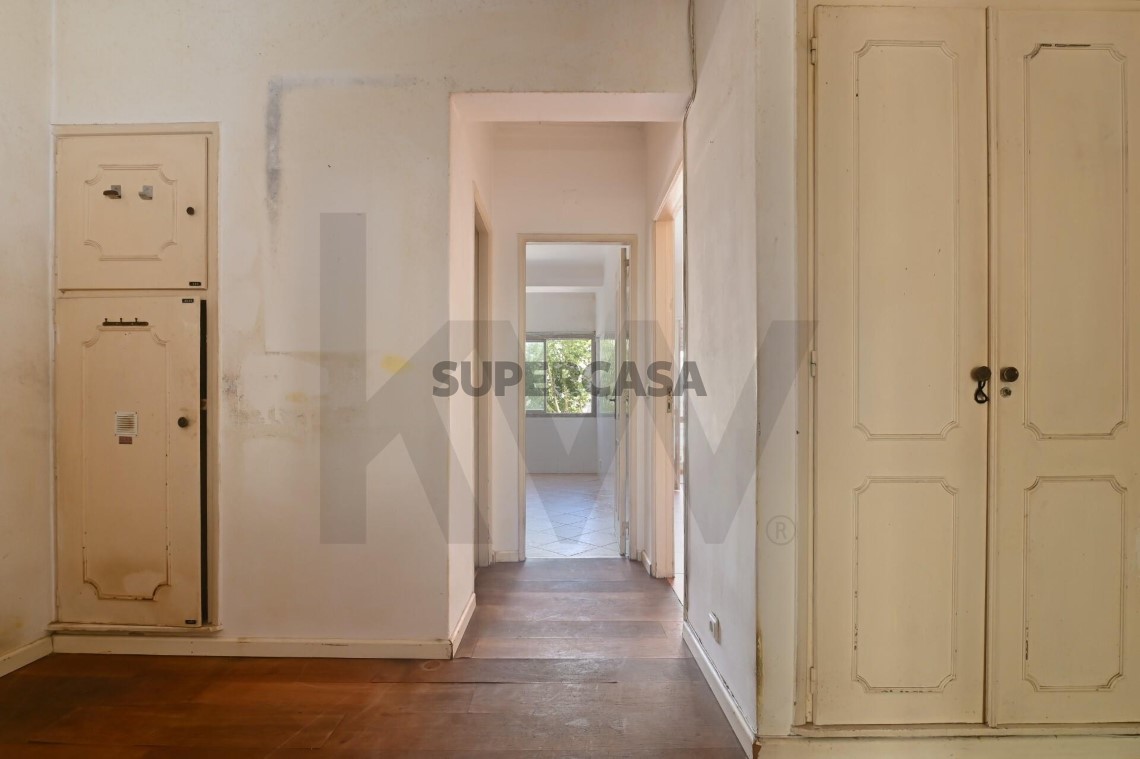 Apartment 2 Zimmer verkaufen auf Massamá e Monte Abraão