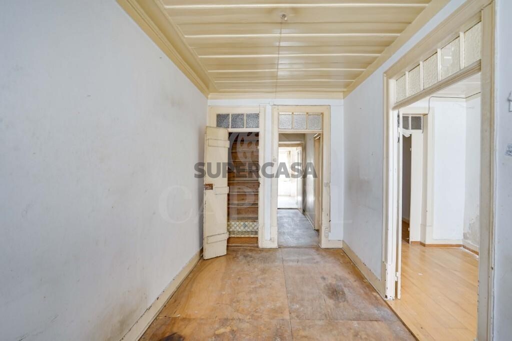 Prédio à venda em Estrela