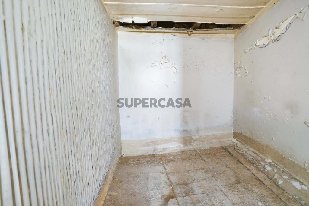 Prédio à venda em Estrela