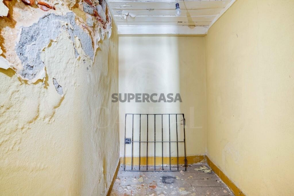 Prédio à venda em Estrela