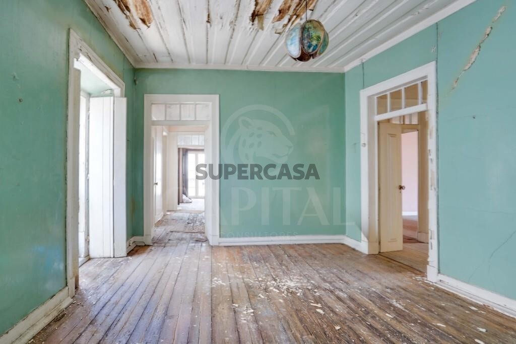 Prédio à venda em Estrela