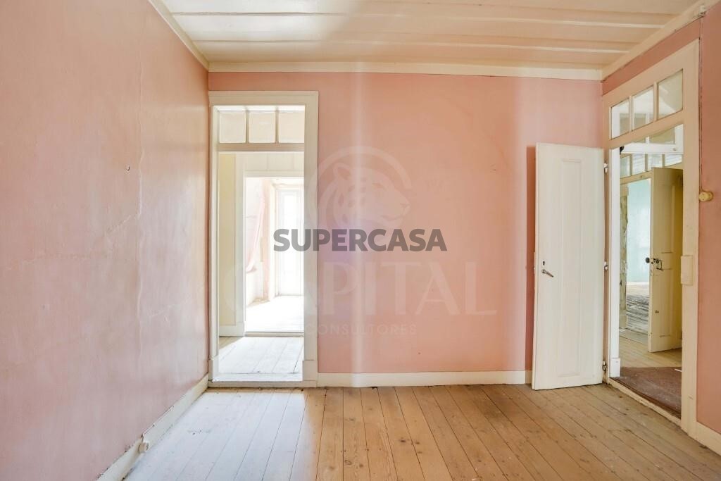 Prédio à venda em Estrela