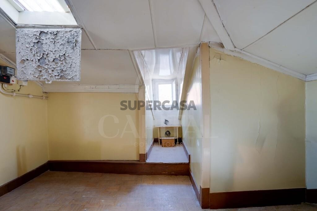Prédio à venda em Estrela