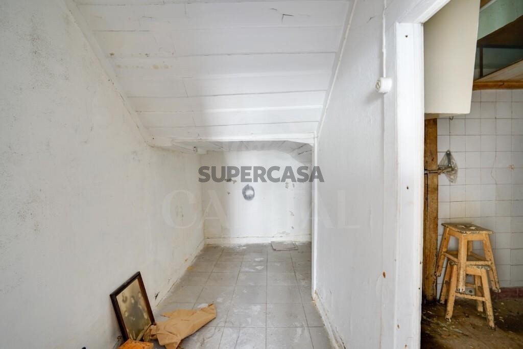 Prédio à venda em Estrela