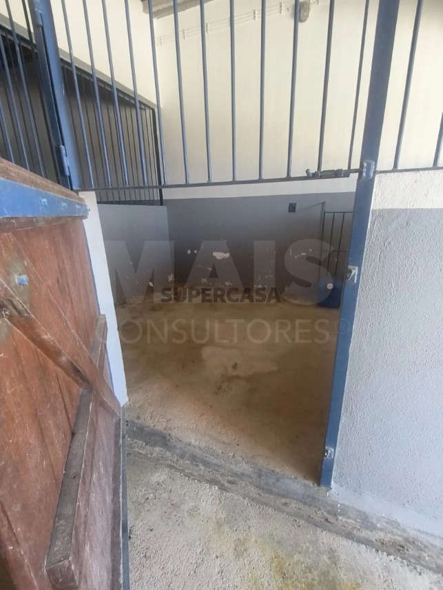 Moradia T5 à venda em Branca