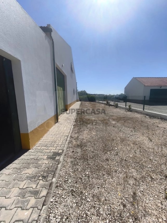 Moradia T5 à venda em Branca