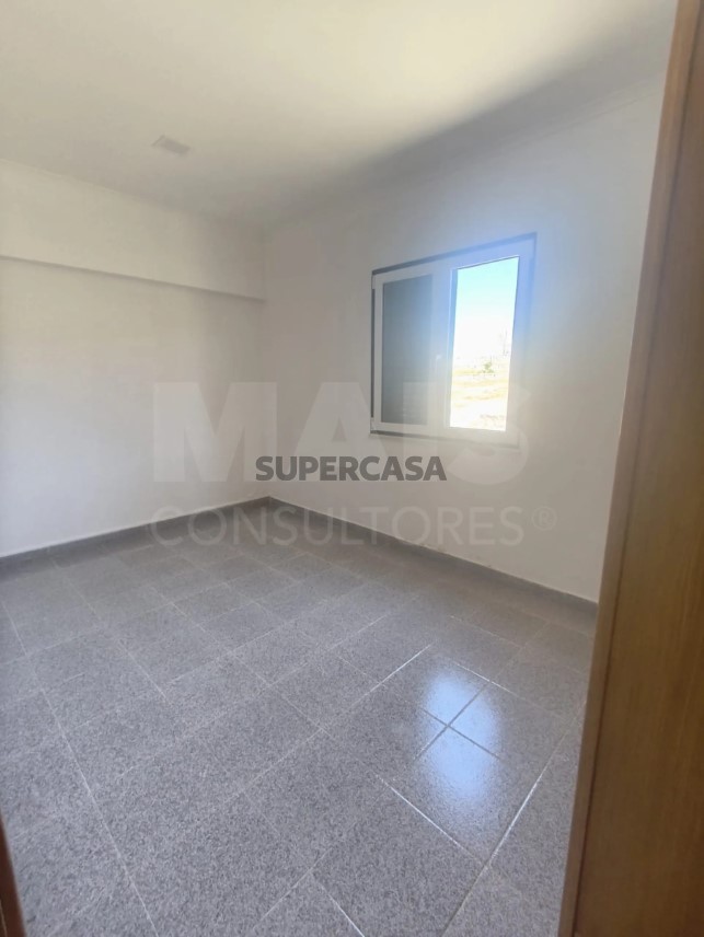 Moradia T5 à venda em Branca