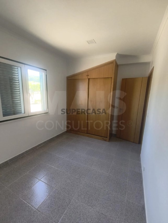 Moradia T5 à venda em Branca
