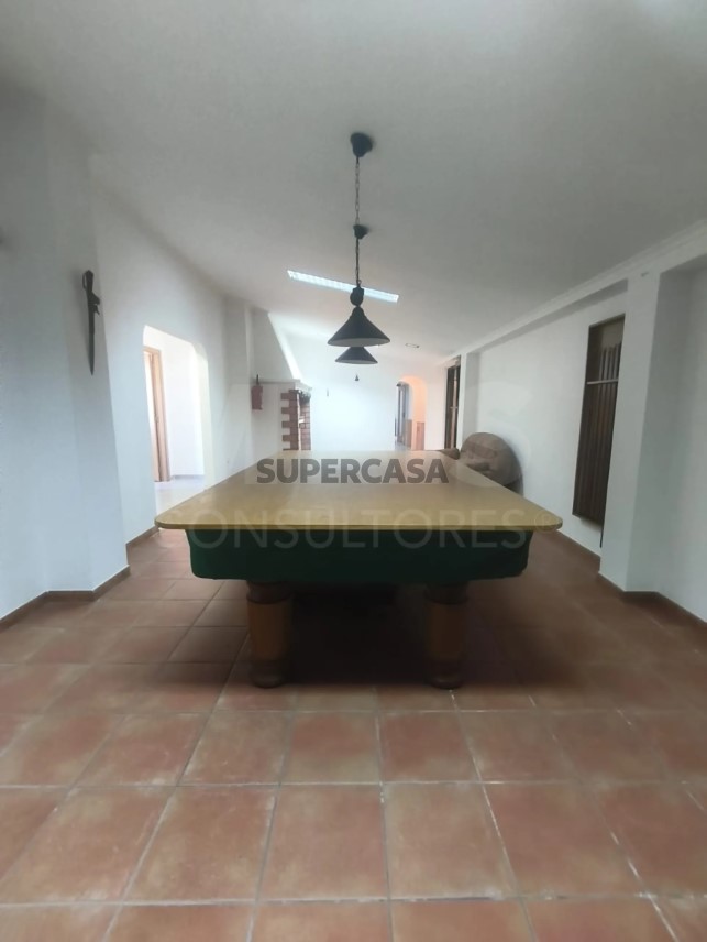 Moradia T5 à venda em Branca