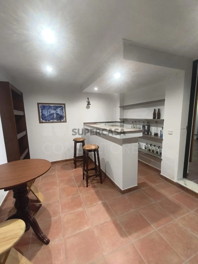 Moradia T5 à venda em Branca