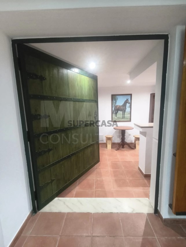 Moradia T5 à venda em Branca