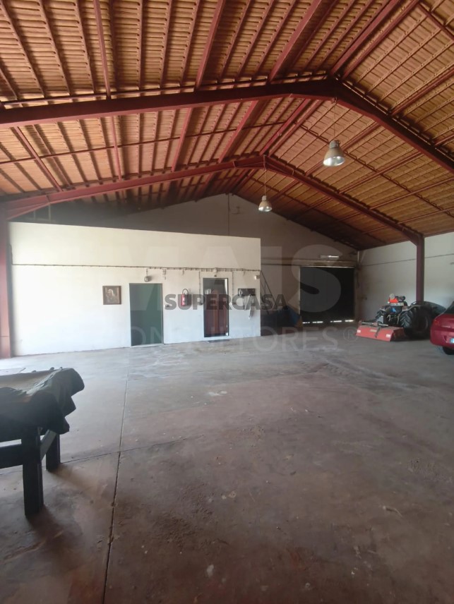 Moradia T5 à venda em Branca