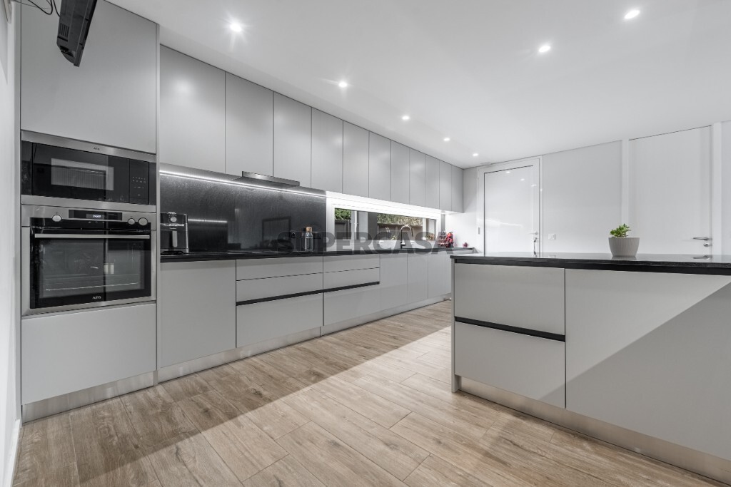 Huis 3 kamers verkoop Op Caldelas, Sequeiros e Paranhos