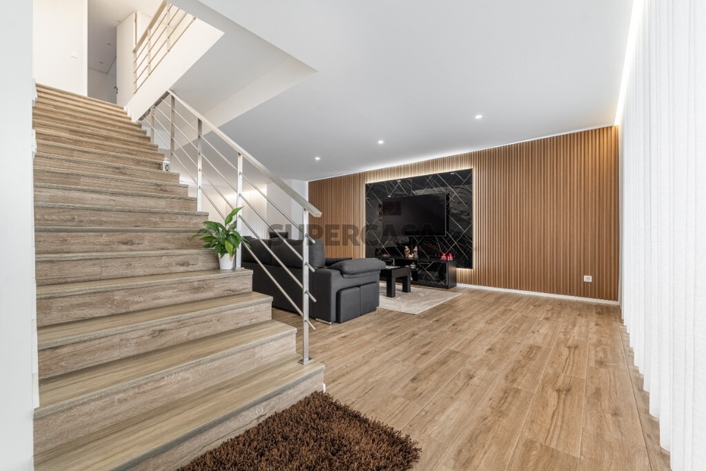 Huis 3 kamers verkoop Op Caldelas, Sequeiros e Paranhos