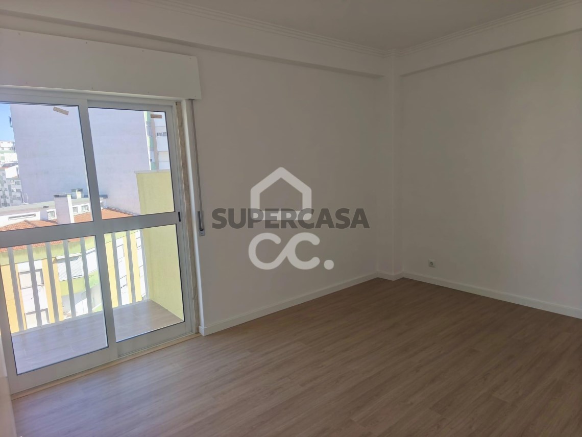 Apartment 3 Zimmer verkaufen auf Mina de Água