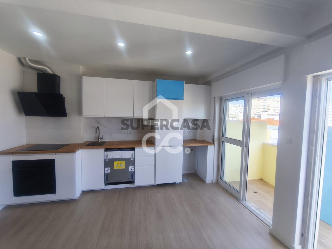 Apartment 3 Zimmer verkaufen auf Mina de Água