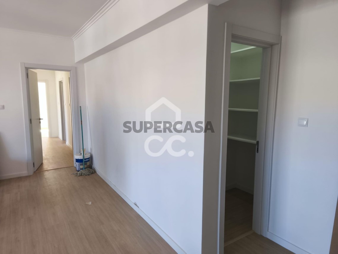 Apartment 3 Zimmer verkaufen auf Mina de Água