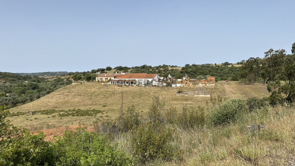 Large Corticeira Estate in Baixo Alentejo with Touristic, Residential and Agroforestry Potential