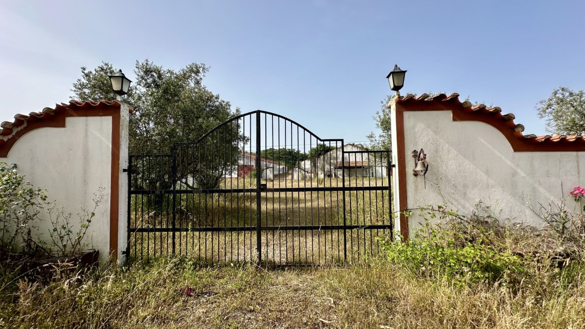 Large Corticeira Estate in Baixo Alentejo with Touristic, Residential and Agroforestry Potential