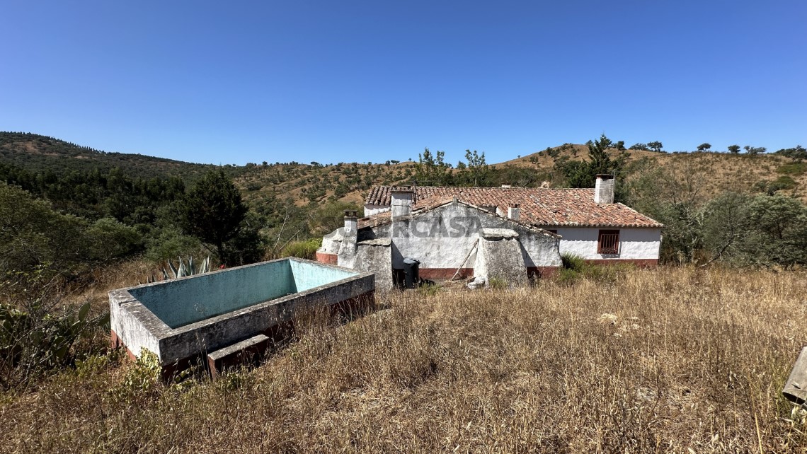 Large Corticeira Estate in Baixo Alentejo with Touristic, Residential and Agroforestry Potential