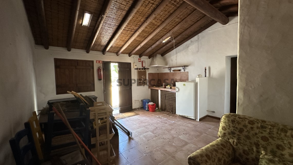 F-F House