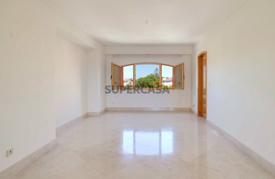 Apartamento 3 habitaciones en venta en Rua dos Pombos