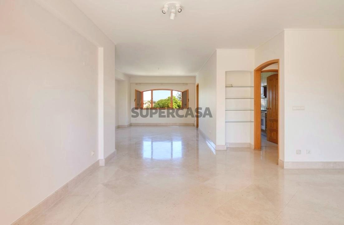 Apartamento 3 habitaciones en venta en Rua dos Pombos