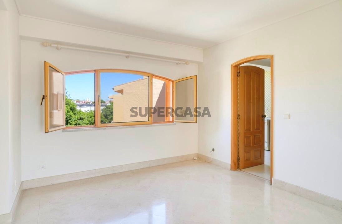 Apartamento 3 habitaciones en venta en Rua dos Pombos