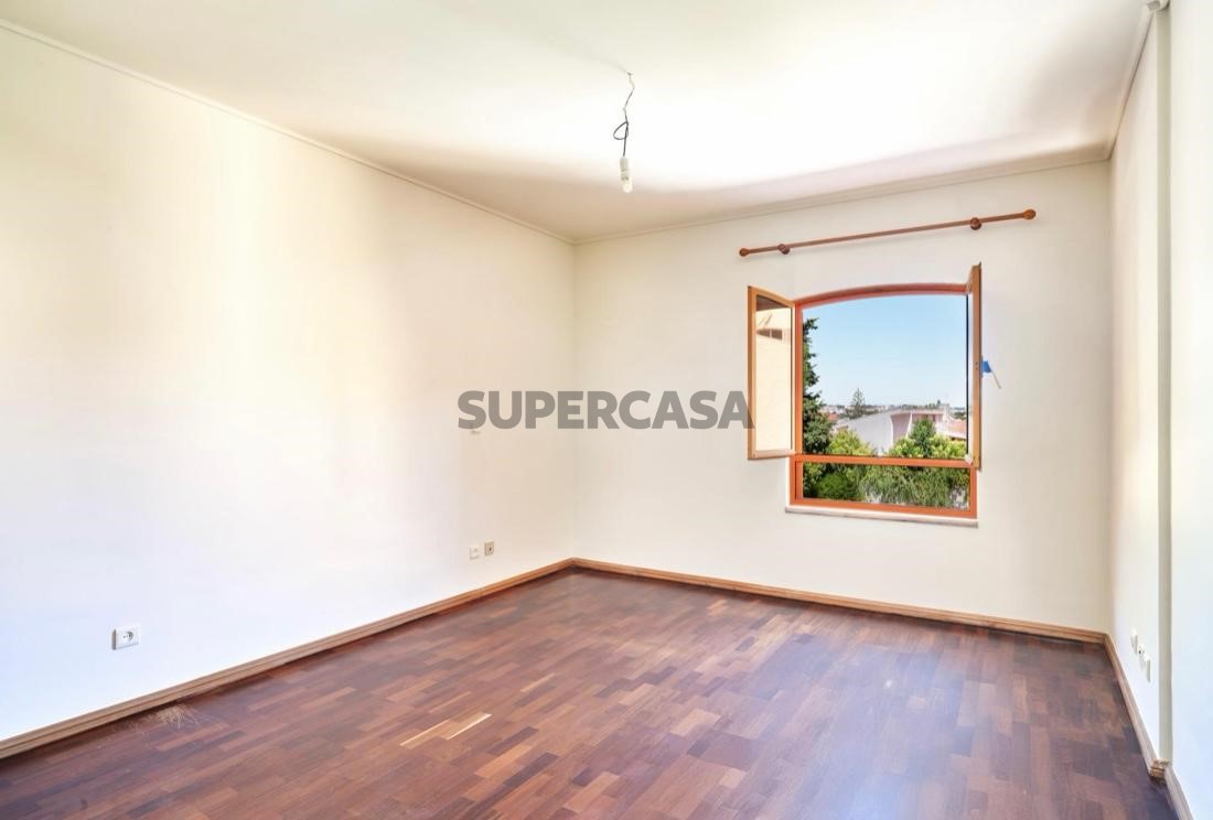Apartamento 3 habitaciones en venta en Rua dos Pombos