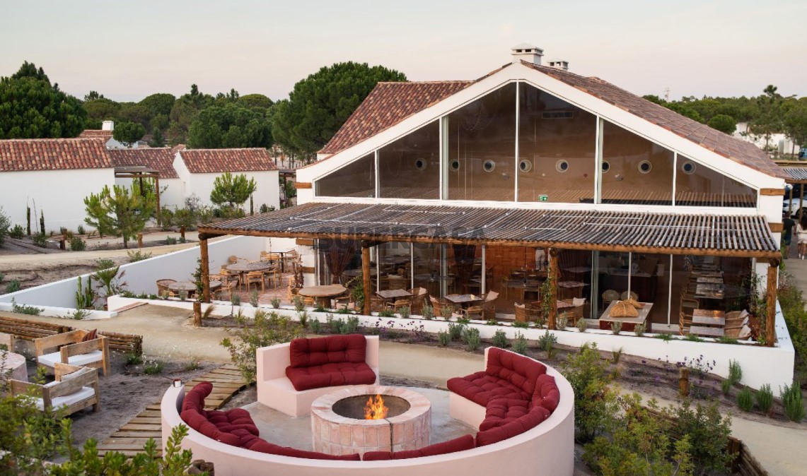 Hotel Authentic Bicas