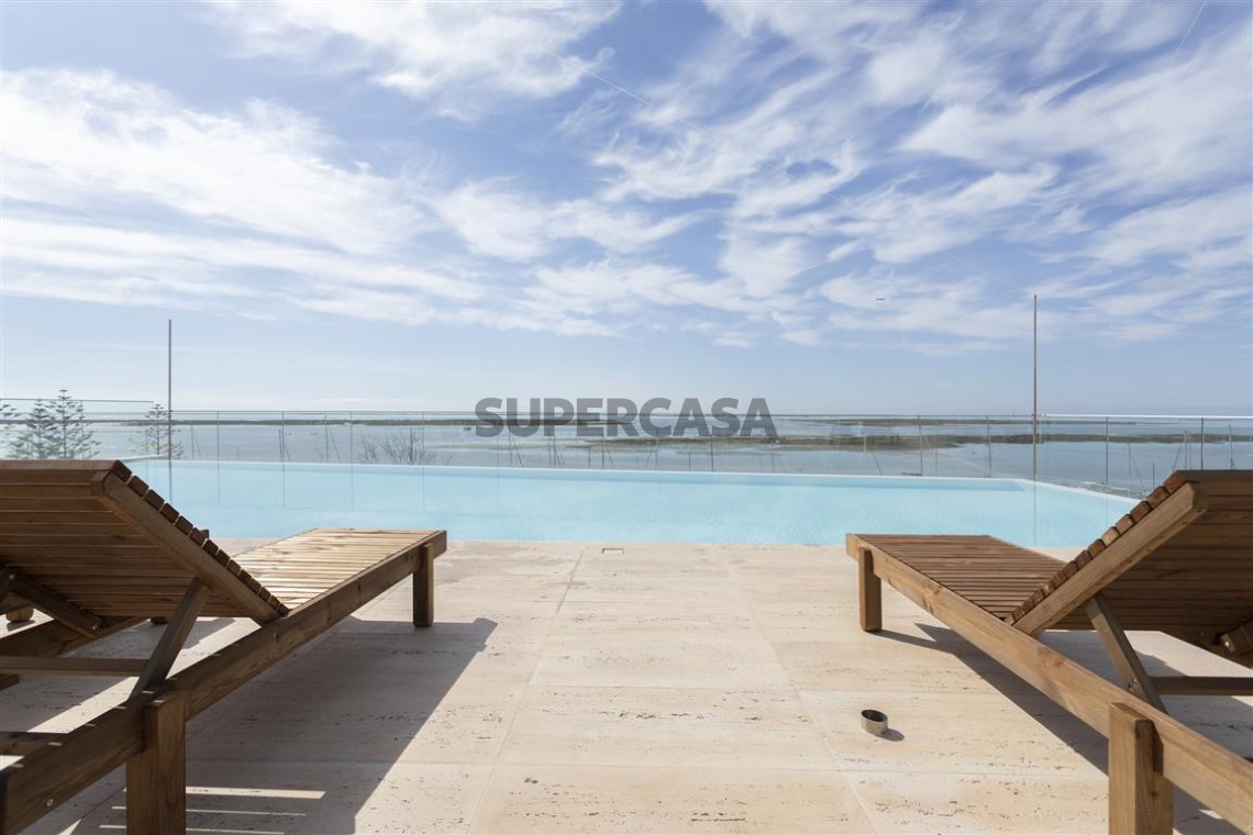 Piscina Exterior - Del Mar Marina I