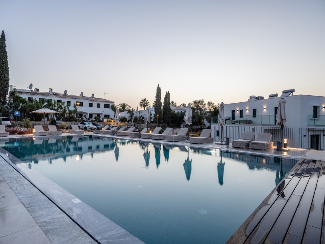Piscina Primelife JLL