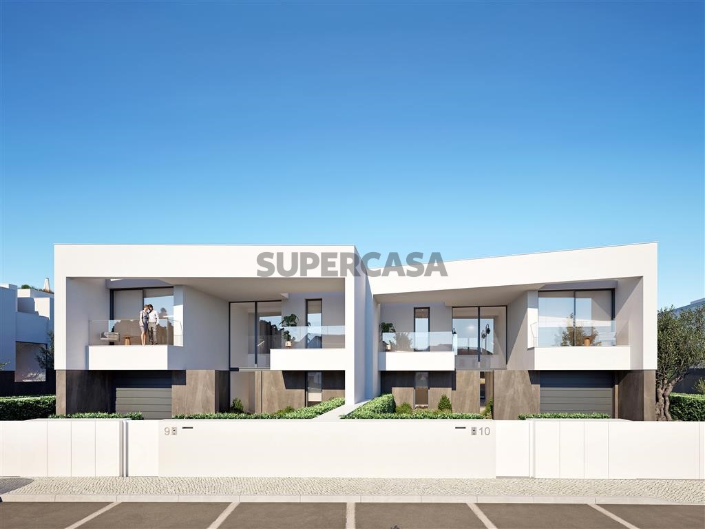 Fachada modelo Light-Houses