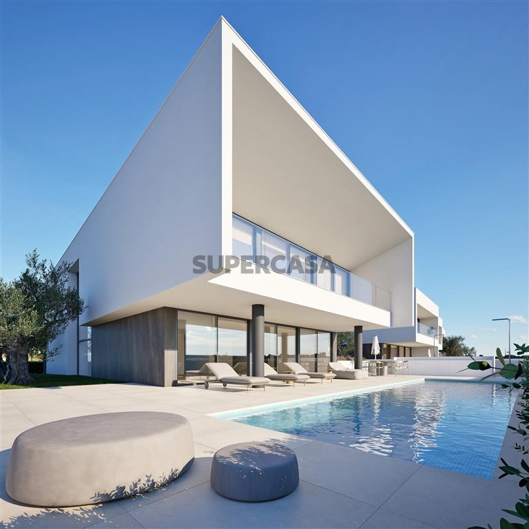 Piscina modelo Light-Houses