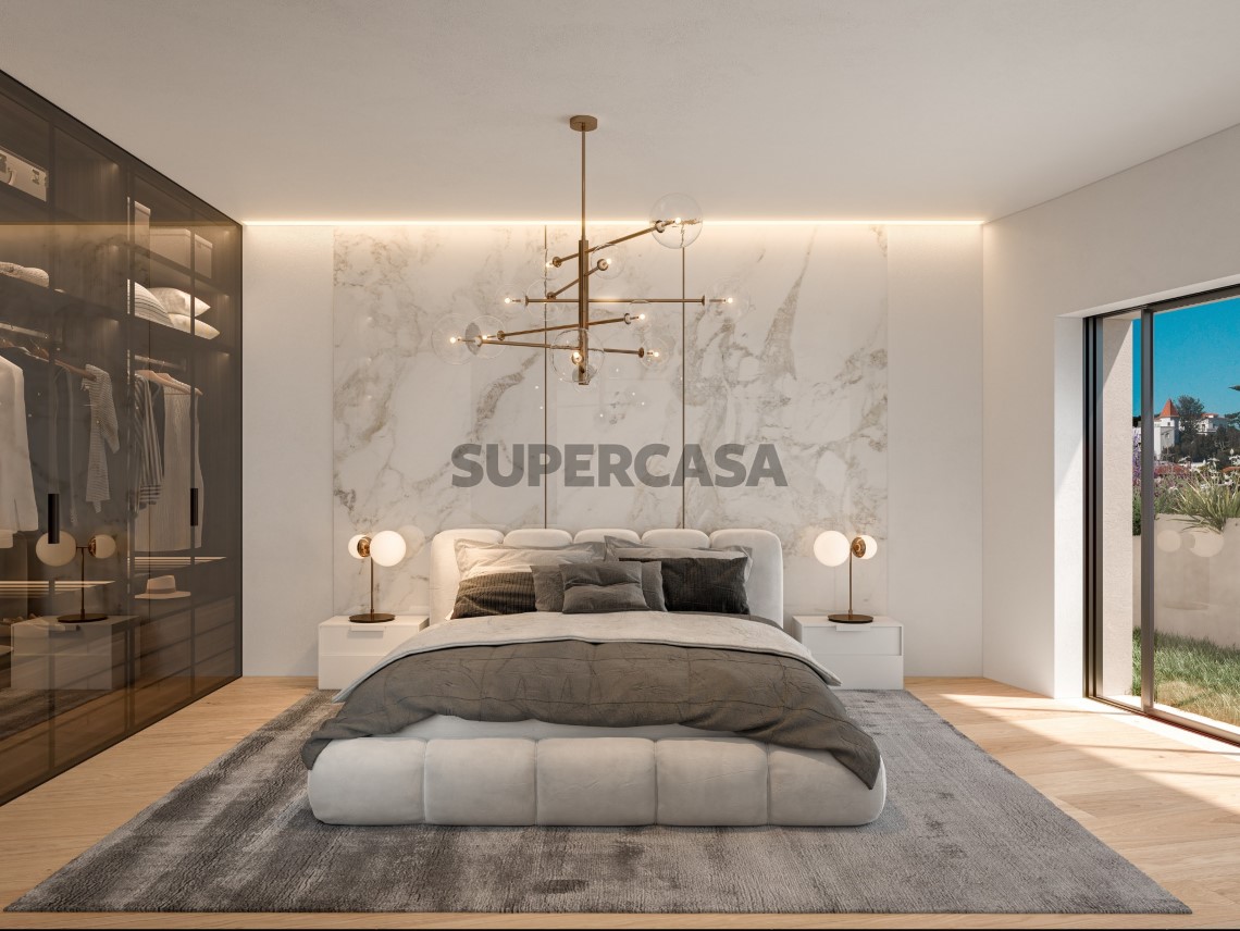 Quarto Modelo MS670