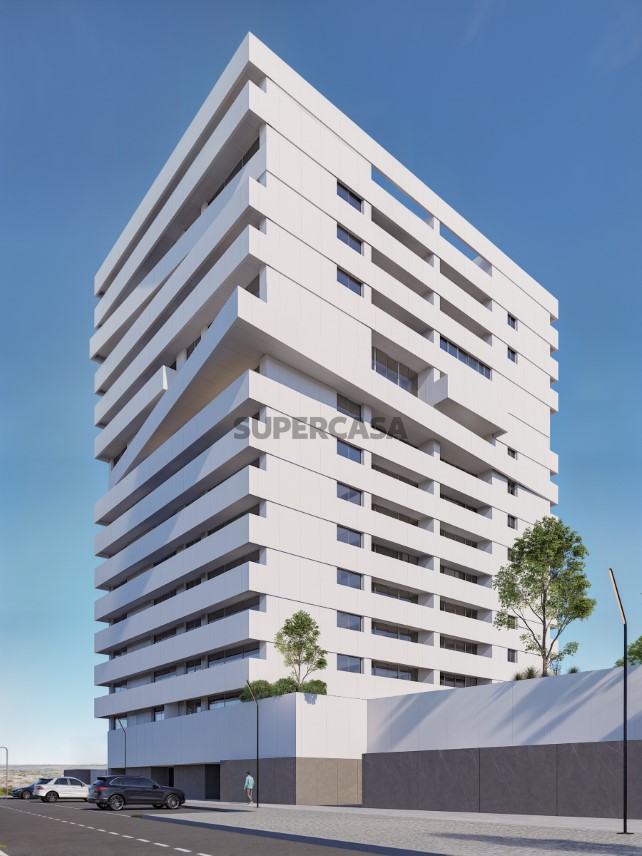 Exterior 5
