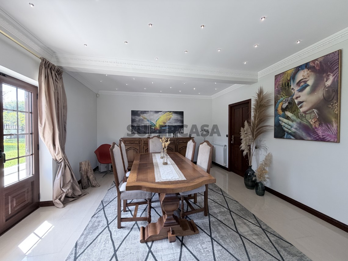 Vivienda Aislada 5 habitaciones Triplex en venta en Rua Foz do Neiva