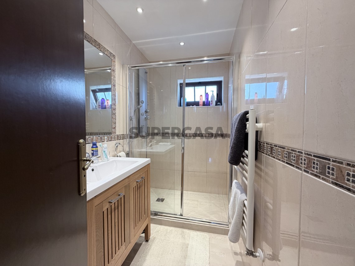 Vivienda Aislada 5 habitaciones Triplex en venta en Rua Foz do Neiva