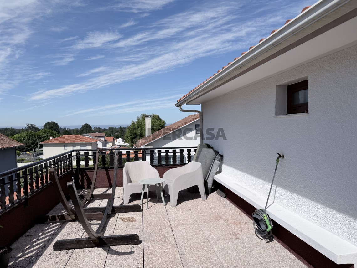 Vivienda Aislada 5 habitaciones Triplex en venta en Rua Foz do Neiva